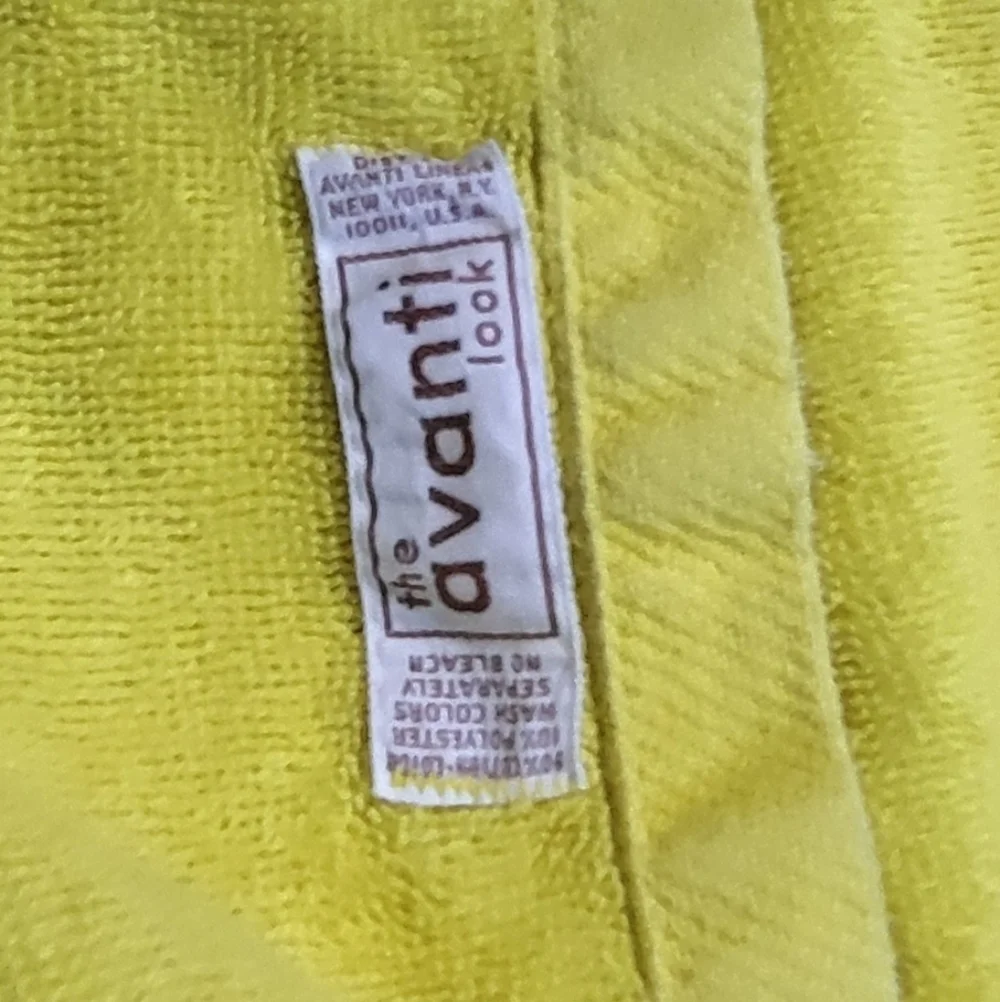 Vintage The Avanti Look 1960s Yellow Towel